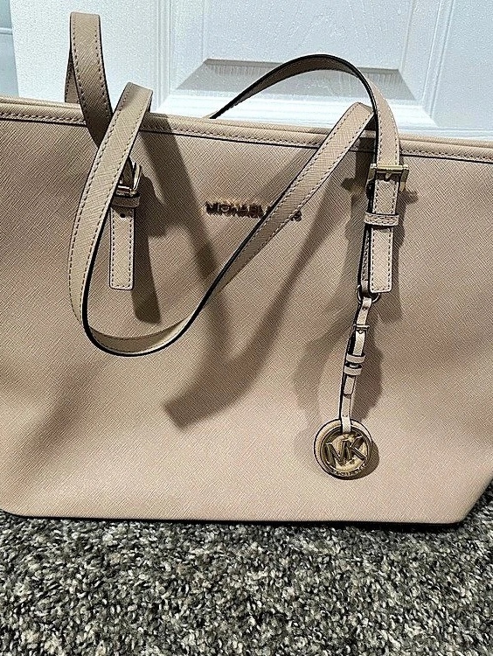 Michael Kors Jet Set Travel Top-Zip Saffiano Leather Tote Beige
